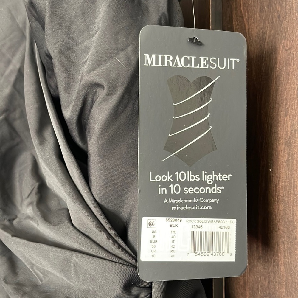 Miraclesuit Rock Solid Wrapsody One-Piece Swimsuit in Black Size 8 - Picture 5 of 7